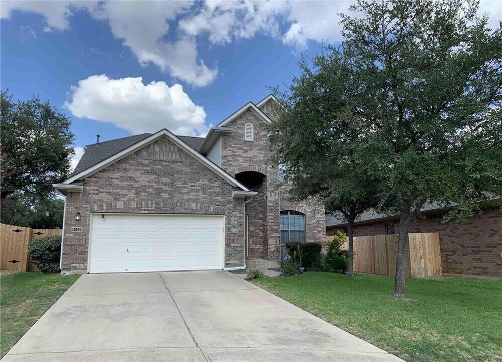 4027 Wilderness Path Bend in Cedar Park, TX - Building Photo