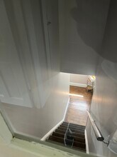 476 Liberty St, Unit Apt 2 in Rockland, MA - Foto de edificio - Building Photo