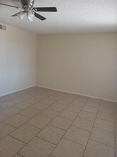 Garden Terrace Apartments in Phoenix, AZ - Foto de edificio - Building Photo