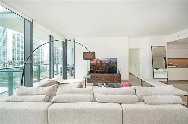 property at 68 SE 6th St