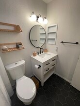 8940 W Olive Ave in Peoria, AZ - Building Photo - Building Photo