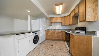 506 S 11th St in Colorado Springs, CO - Building Photo - Building Photo