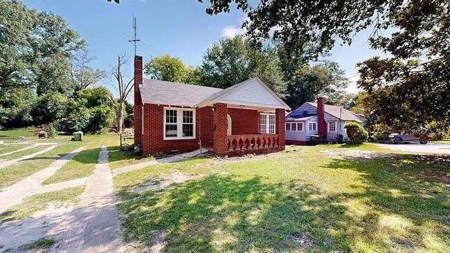property at 2211 8th St