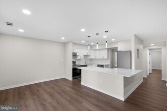 10053 Windstream Dr in Columbia, MD - Building Photo - Building Photo