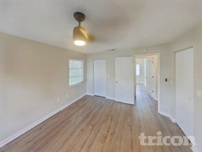 1091 Gantt Ave in Sarasota, FL - Building Photo - Building Photo