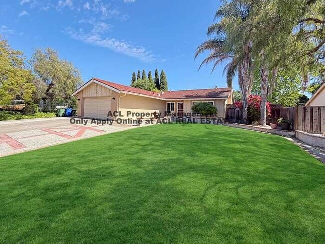 3056 Stonehenge Rd in Fremont, CA - Building Photo - Building Photo