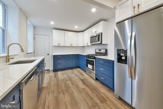 1828 S 5th St in Philadelphia, PA - Building Photo - Building Photo