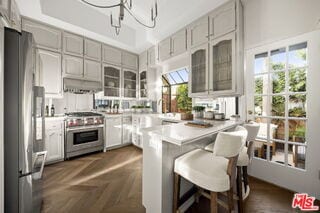 property at 202 San Vicente Blvd