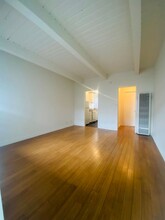 3729 Dunn Dr in Los Angeles, CA - Foto de edificio - Interior Photo