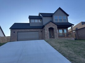 222 Nebo St in Prairie Grove, AR - Building Photo