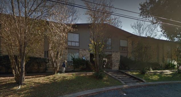 Willow Court in Longview, TX - Building Photo