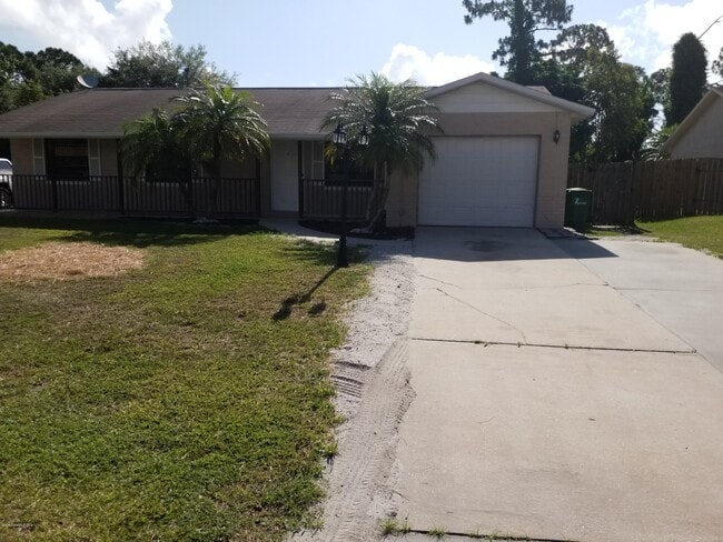 6045 Cannon Ave in Cocoa, FL - Building Photo - Building Photo