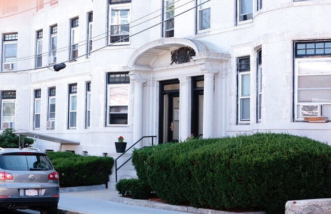 property at 17 Green St