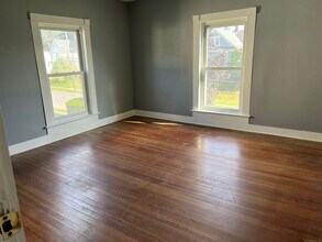 49 Wetmore Ave in Winchester, CT - Foto de edificio - Building Photo