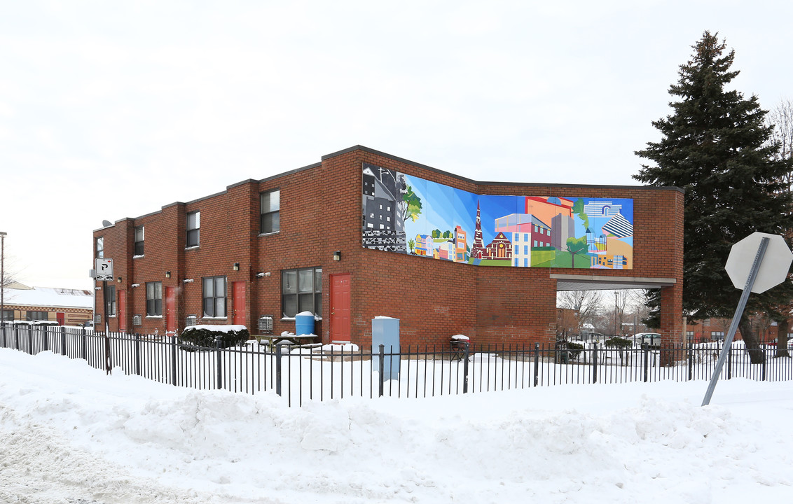 Martin Luther King Apartments in Hartford, CT - Building Photo