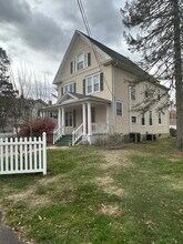 421 Main St in Wallingford, CT - Building Photo - Building Photo