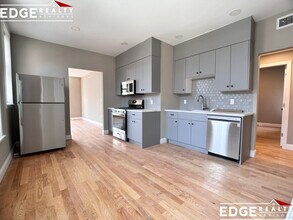 1902 Beacon St, Unit 1 in Brookline, MA - Building Photo - Building Photo