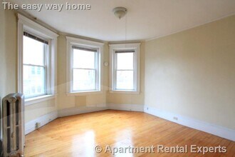 8 Craigie Cir in Cambridge, MA - Building Photo - Building Photo
