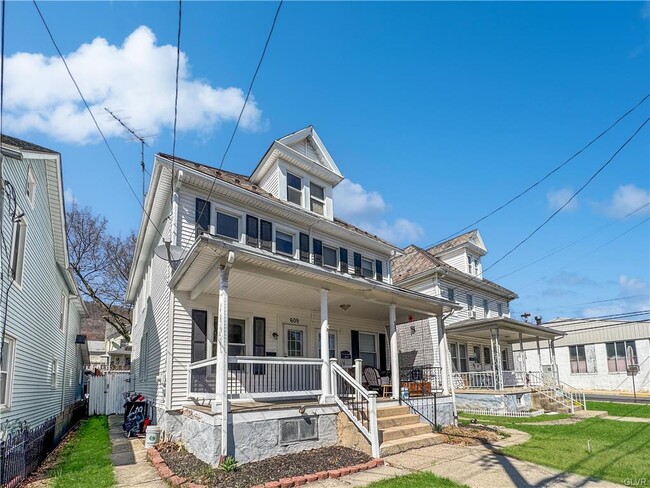 609 George St in Pen Argyl, PA - Building Photo - Building Photo