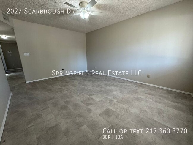 2027 Scarbrough Rd in Springfield, IL - Building Photo - Building Photo