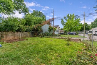 973 E Weber Rd in Columbus, OH - Building Photo - Building Photo