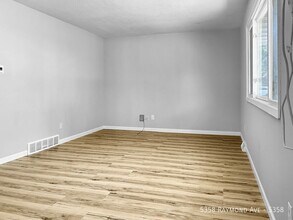 5358 Raymond Ave in Mounds View, MN - Building Photo - Building Photo
