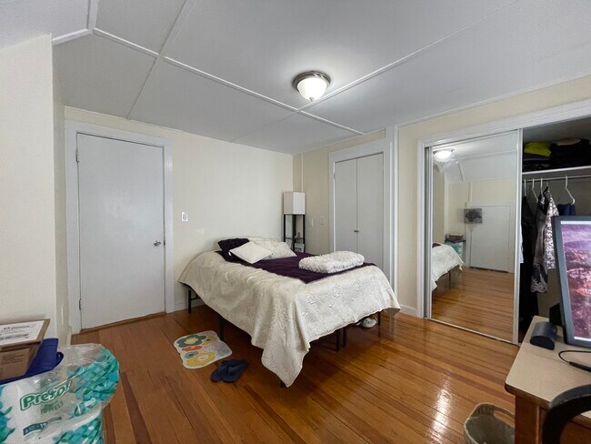 63 Fairbanks St, Unit 2