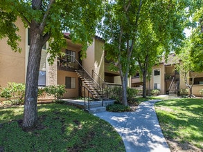 San Marino in San Jose, CA - Foto de edificio - Building Photo