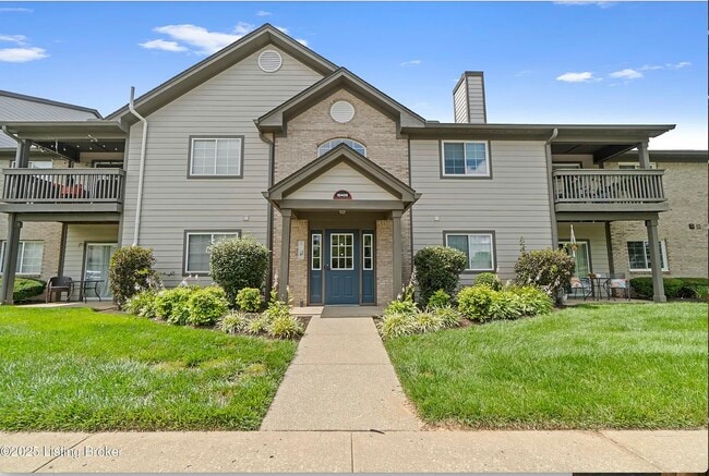 property at 10405 Trotters Pointe Dr