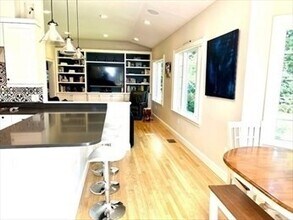 12 Kilburn Rd in Belmont, MA - Building Photo - Building Photo