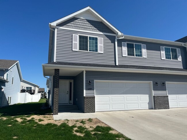property at 6289 59th Ave S