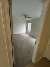 553 Memorial Drive Ext, Unit G in Greer, SC - Foto de edificio - Building Photo