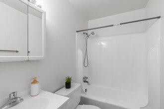 Laurelton Village Apartments in Williamstown, NJ - Building Photo - Interior Photo