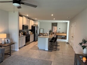461 Voltaire Dr in Spring Hill, FL - Building Photo - Building Photo