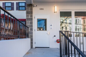 686 Eagle Ave in Bronx, NY - Building Photo - Building Photo