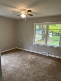 156 Sharyn Ln photo'