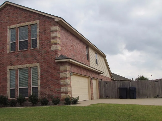 11308 NW 98th St in Yukon, OK - Building Photo - Building Photo