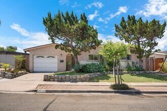 5113 Wilts Pl in San Diego, CA - Foto de edificio - Building Photo