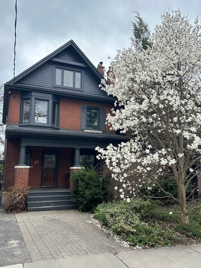 property at 17 Rowland St