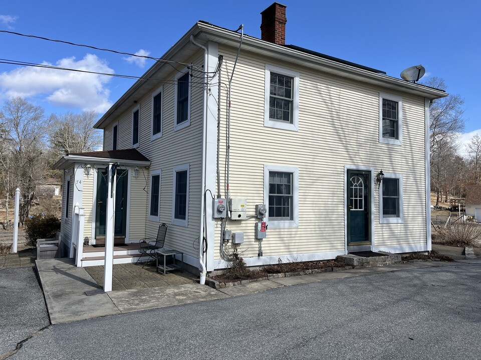74 Hungry Hill Rd in Sterling, CT - Building Photo