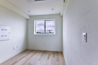 7410 S Avalon Blvd in Los Angeles, CA - Building Photo - Building Photo