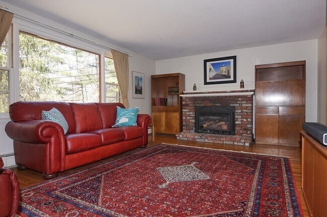 198 Carlisle Rd, Unit A-432 in Bedford, MA - Building Photo - Building Photo