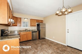 5804 Coppock Ln in Indianapolis, IN - Foto de edificio - Building Photo