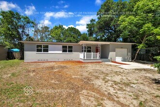 6613 Shady Oak Dr in Jacksonville, FL - Foto de edificio - Building Photo