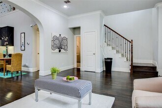 2221 Longwood Dr in Carrollton, TX - Building Photo - Building Photo