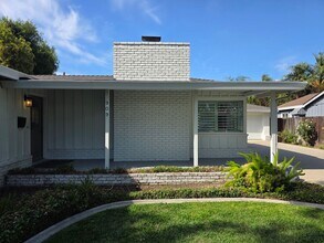 909 Yale Ave in Modesto, CA - Building Photo - Building Photo