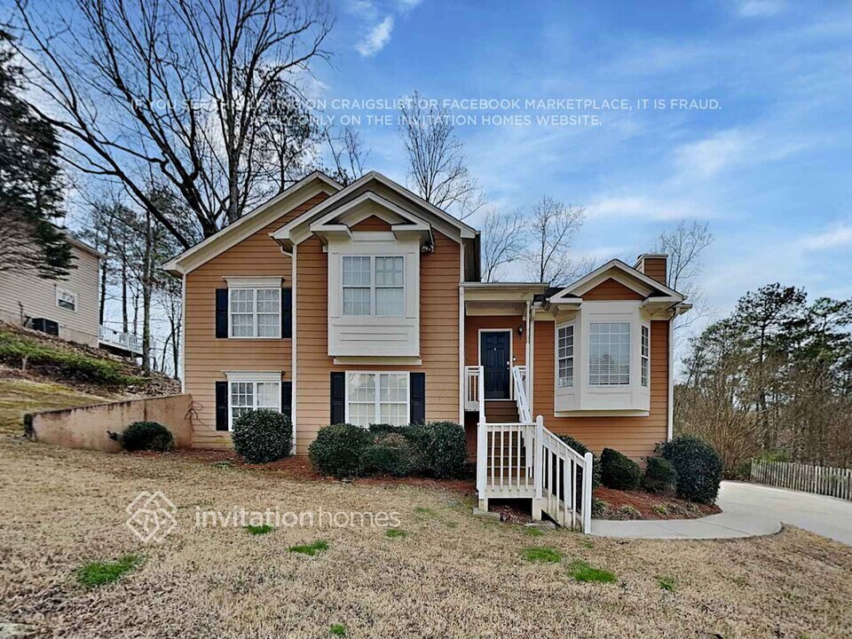 556 Ivey Way SE in Mableton, GA - Building Photo