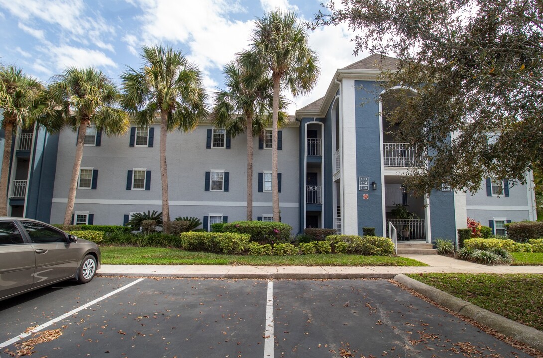 2304 Clubside Dr in Longwood, FL - Foto de edificio