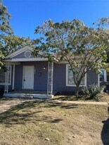 4113 McCart Ave in Fort Worth, TX - Building Photo