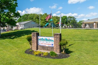 Cherokee Hills Apartments in Cleveland, TN - Building Photo - Building Photo